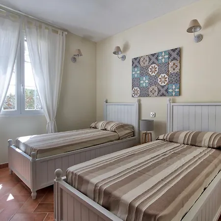 Domaine St Francois La Tour Apartment *