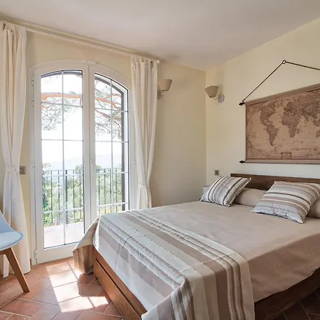 Domaine St Francois La Tour Apartment *